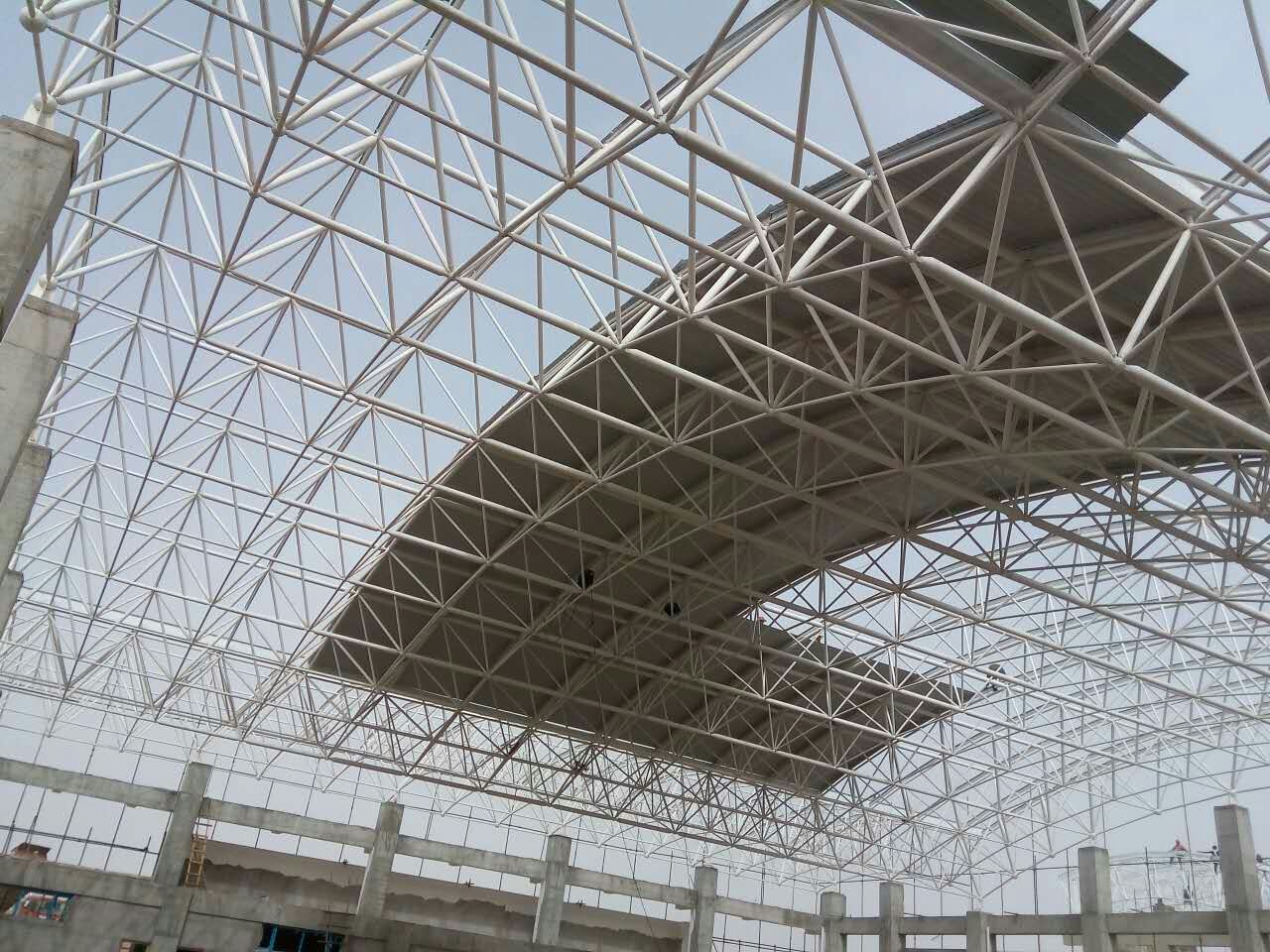 丹东青岛一汽网架